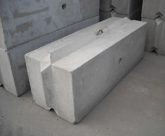 concrete v block